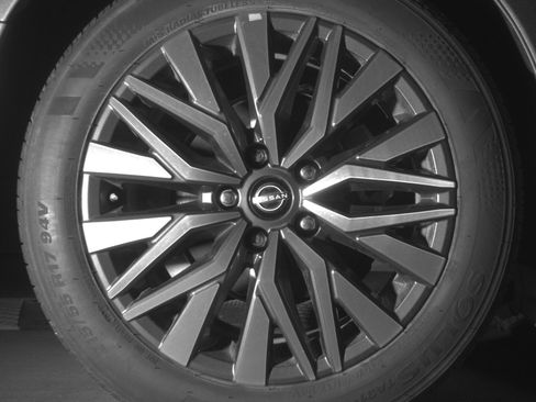 Used 2025 Nissan Altima 2.5 SV image 15