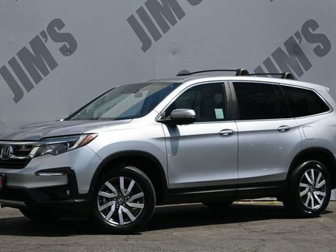 Used 2021 Honda Pilot EX image 1