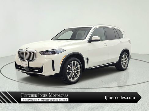 Used 2024 BMW X5 sDrive40i w/ Premium Package RWD image 1