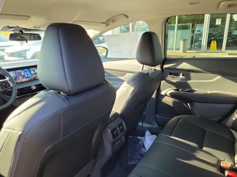 New 2026 Nissan Murano SV AWD/4WD image 12