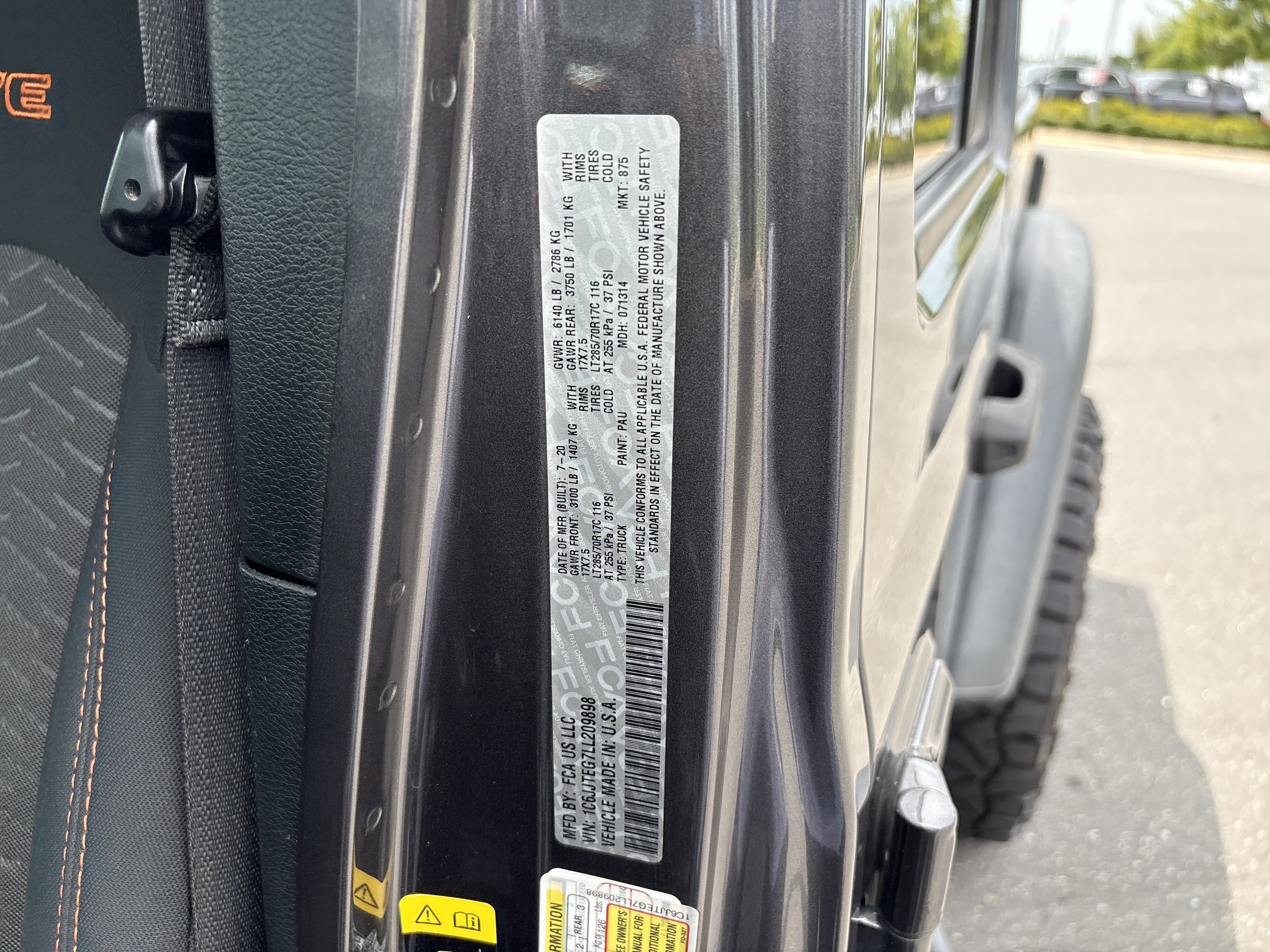 Used 2020 Jeep Gladiator Mojave AWD/4WD image 35