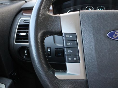 Used 2009 Ford Flex SEL AWD/4WD image 10