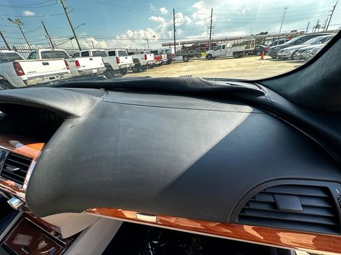 Used 2006 BMW M6 Coupe image 20