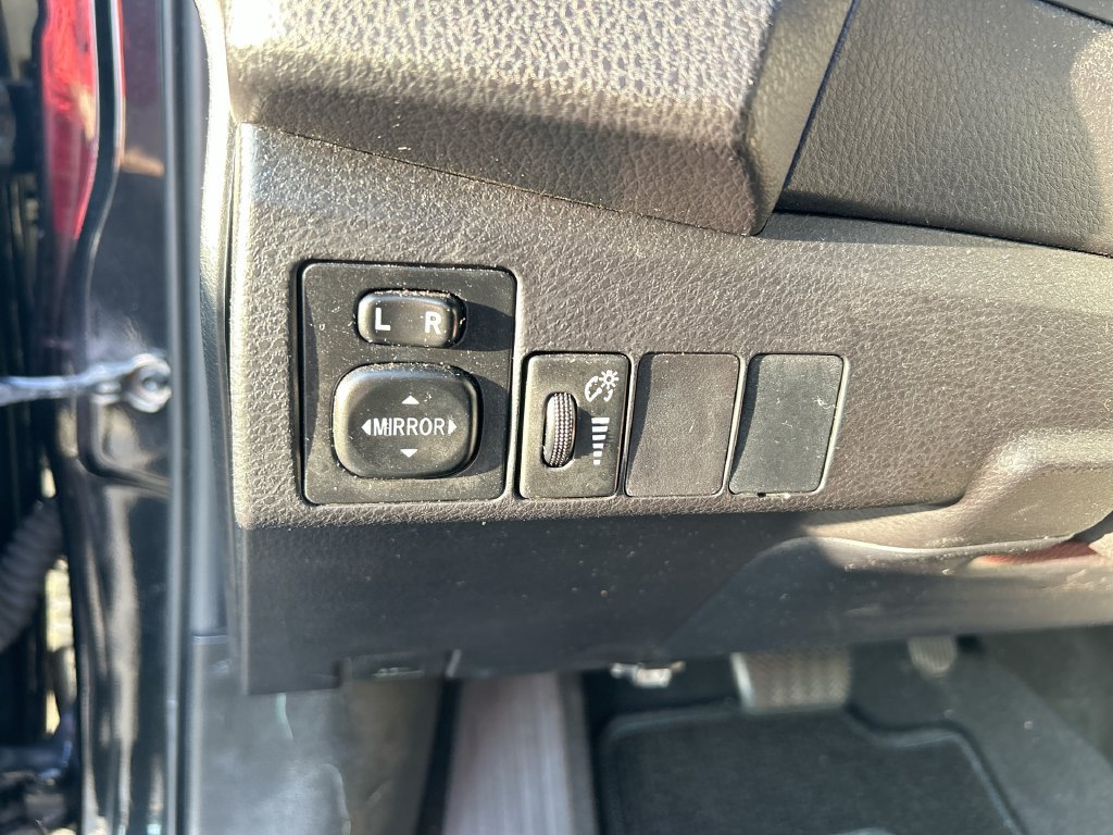 Used 2016 Toyota Corolla S FWD image 13