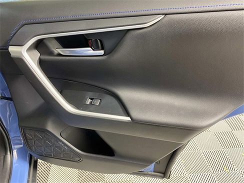 Used 2022 Toyota RAV4 XSE image 27