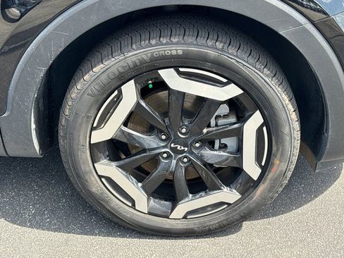 Used 2024 Kia Telluride S w/ S Sunroof Package FWD image 12