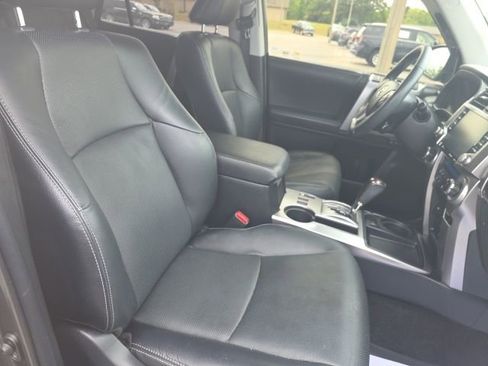 Used 2023 Toyota 4Runner Limited image 13