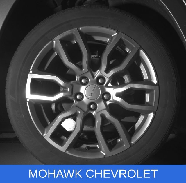 Used 2024 GMC Terrain Denali w/ Denali Premium Package AWD/4WD image 27