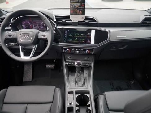 New 2025 Audi Q3 2.0T Premium image 6