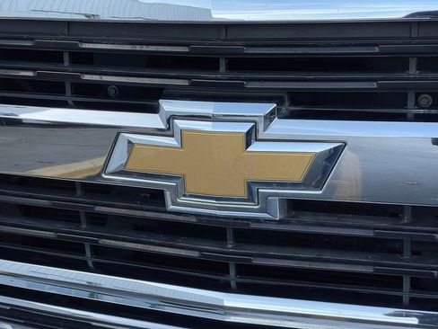 Used 2017 Chevrolet Silverado 2500 LTZ w/ LTZ Plus Package image 38