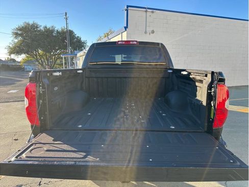 Used 2017 Toyota Tundra Limited image 11