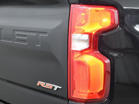 Used 2020 Chevrolet Silverado 1500 RST w/ All-Star Edition image 30