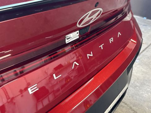 New 2026 Hyundai Elantra SEL Sport FWD image 10