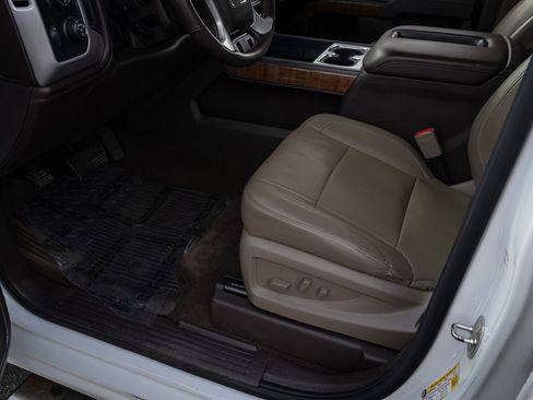 Used 2015 GMC Sierra 1500 SLT w/ Driver Alert Package image 18