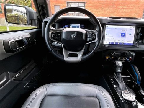 Used 2024 Ford Bronco Black Diamond AWD/4WD image 7