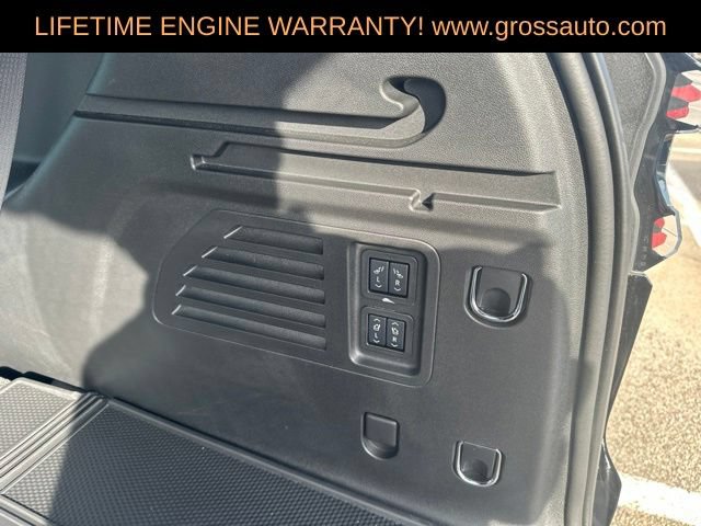 Used 2025 GMC Acadia Denali w/ LPO, Floor Liner Package AWD/4WD image 34