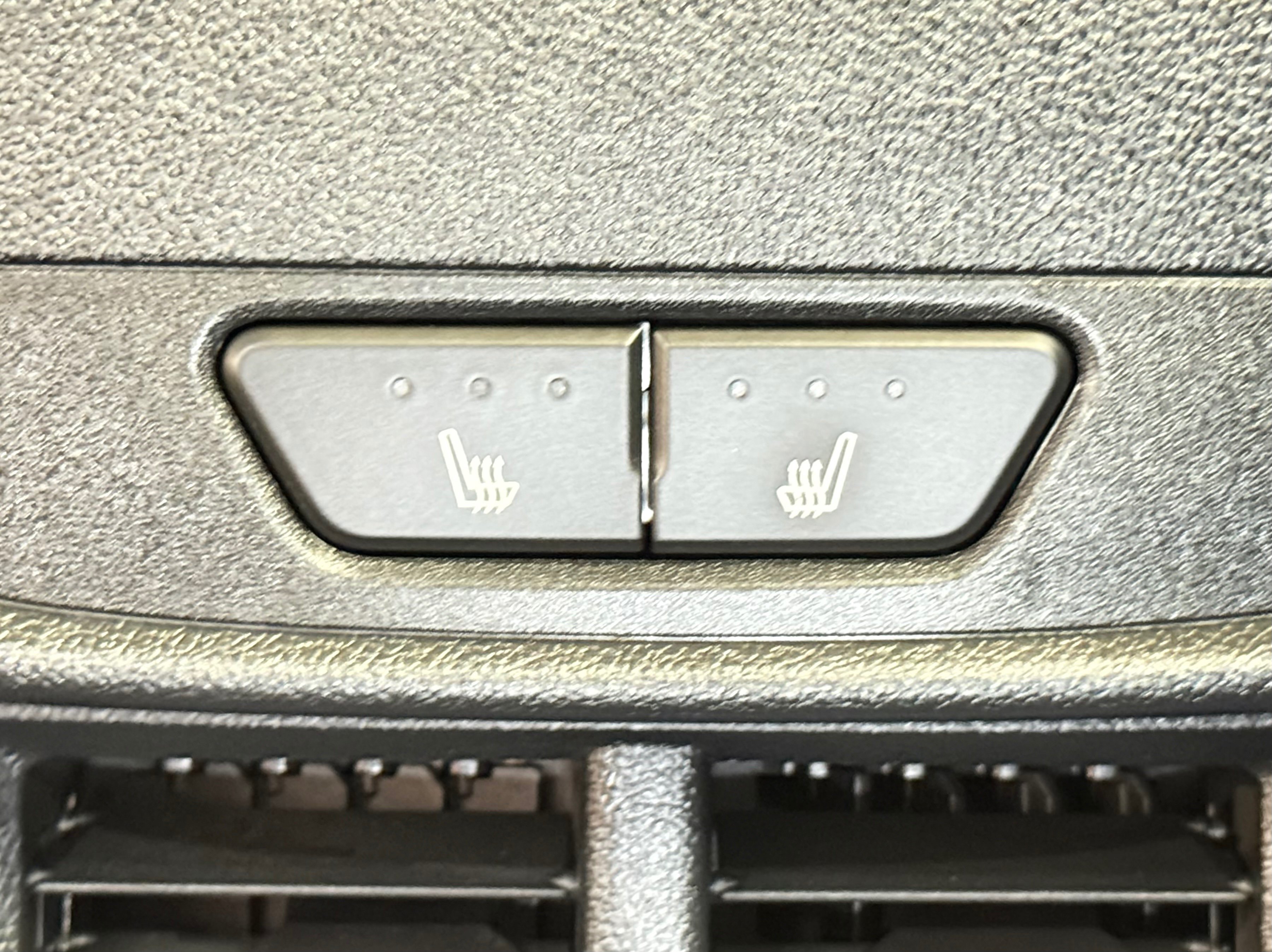 Used 2026 GMC Terrain Denali w/ LPO, Floor Liner Package AWD/4WD image 32