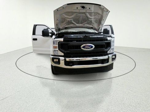 Used 2021 Ford F350 XL w/ Power Equipment Group AWD/4WD image 9