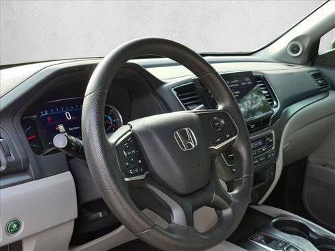 Used 2021 Honda Pilot EX image 7