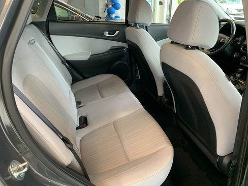 Certified 2023 Hyundai Kona SEL w/ Convenience Package AWD/4WD image 18