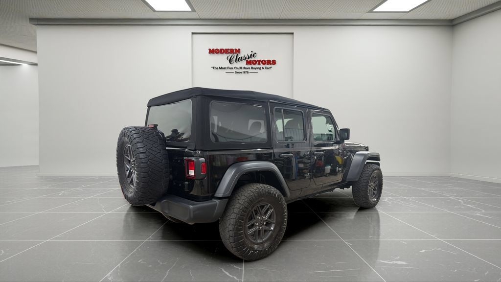 Used 2024 Jeep Wrangler Unlimited Sport AWD/4WD image 7