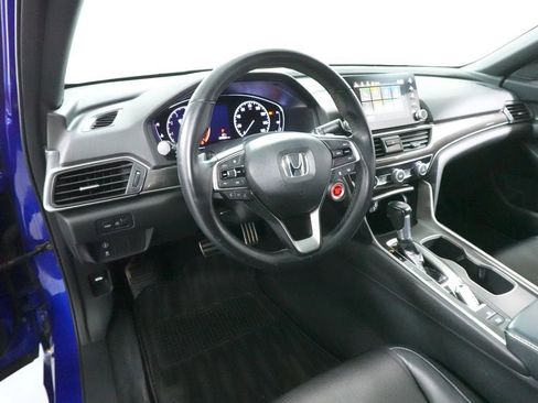 Used 2018 Honda Accord Sport image 20