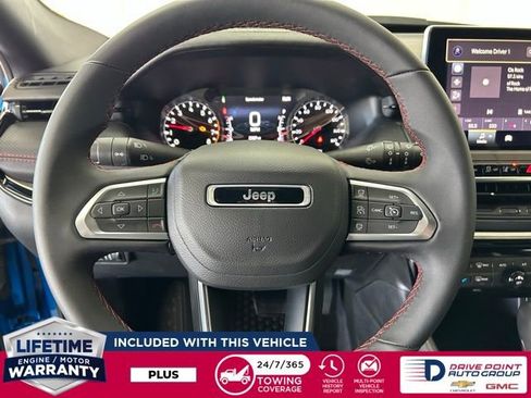 Used 2025 Jeep Compass Trailhawk image 16