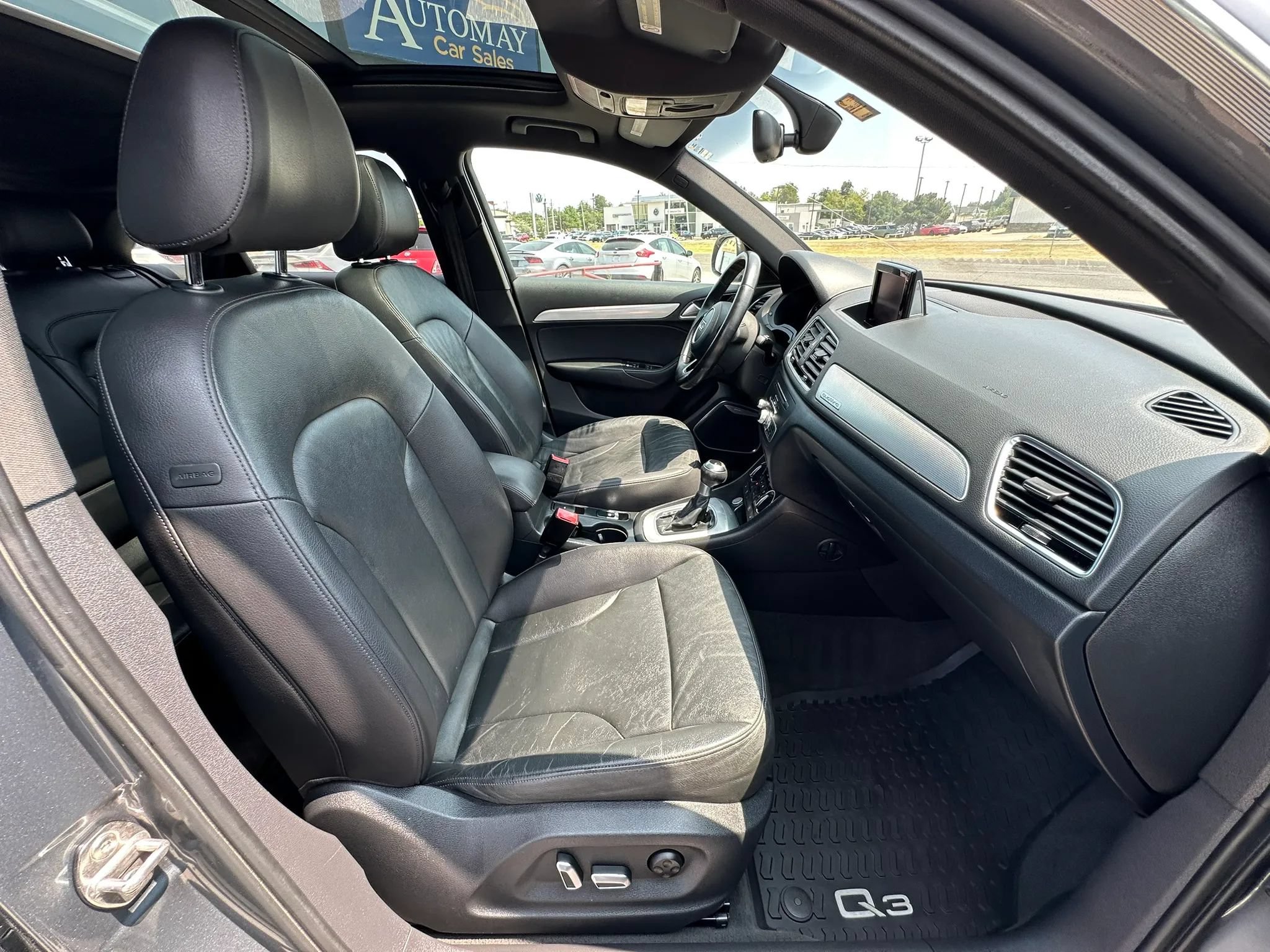 Used 2016 Audi Q3 2.0T Prestige w/ Prestige Package AWD/4WD image 12