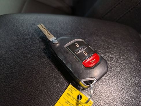 Used 2020 Jeep Wrangler Sport AWD/4WD image 10