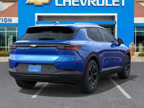 New 2026 Chevrolet Equinox EV LT image 4