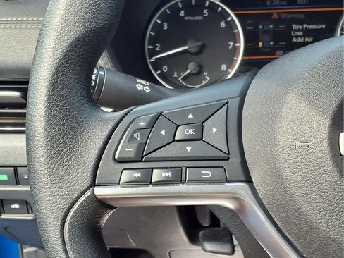 Used 2024 Nissan Sentra SV FWD image 16