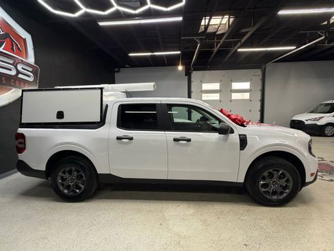 Used 2025 Ford Maverick XLT w/ Equipment Group 301A image 10