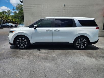 Used 2024 Kia Carnival EX