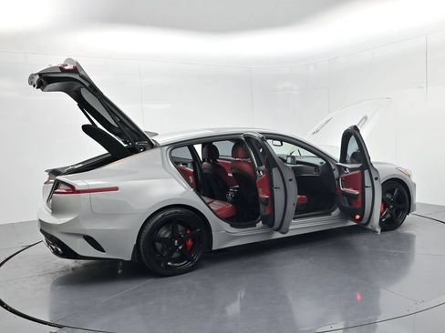 Used 2019 Kia Stinger GT2 AWD/4WD image 60