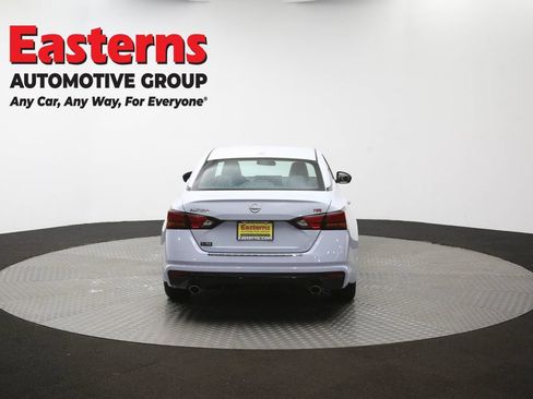 Used 2023 Nissan Altima 2.5 SR w/ SR Premium Package FWD image 38