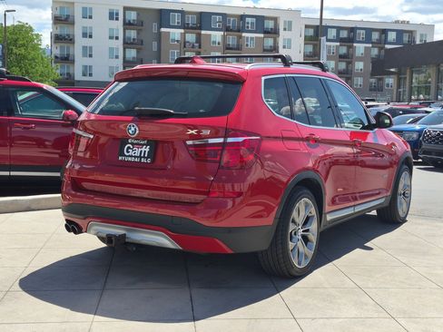 Used 2017 BMW X3 xDrive28i AWD/4WD image 3