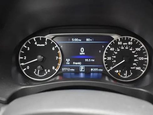 Used 2025 Nissan Altima 2.5 SV FWD image 26