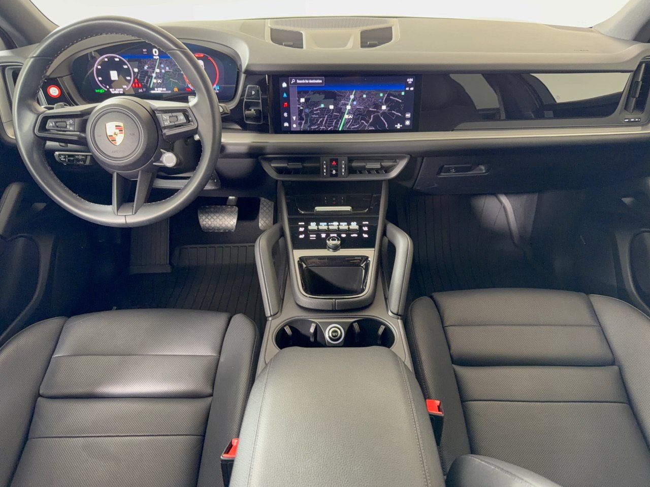 Certified 2024 Porsche Cayenne AWD/4WD image 20