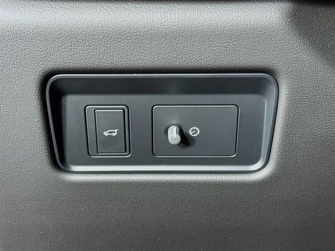 New 2026 Jaguar F-PACE R-Dynamic S image 10