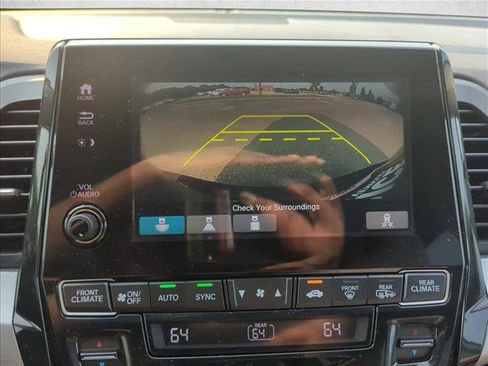 Used 2019 Honda Odyssey EX image 9
