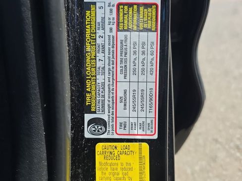 Used 2019 Toyota Highlander SE image 22