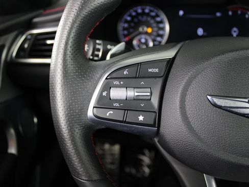Used 2023 Genesis G70 2.0T w/ Sport Prestige Package RWD image 24