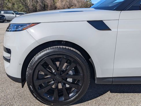 New 2026 Land Rover Range Rover Sport SE AWD/4WD image 12
