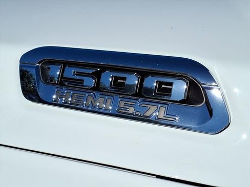 Used 2022 RAM 1500 Laramie image 8