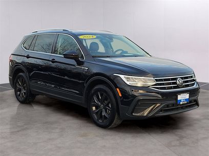 Used 2024 Volkswagen Tiguan SE