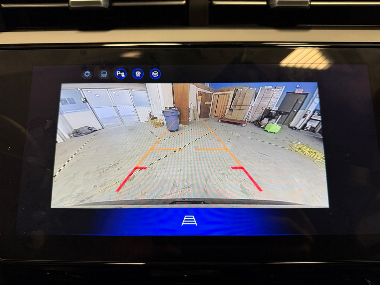 Used 2027 Chevrolet Bolt RS FWD image 15
