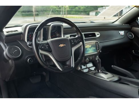 Used 2014 Chevrolet Camaro SS w/ RS Package RWD image 11