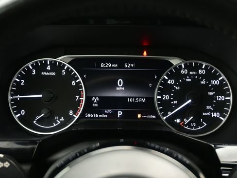 Used 2023 Nissan Pathfinder SV AWD/4WD image 26