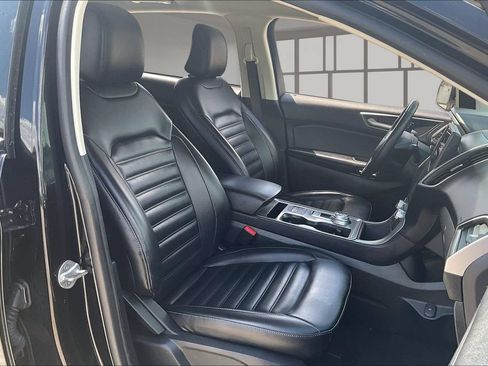 Used 2024 Ford Edge SEL AWD/4WD image 27
