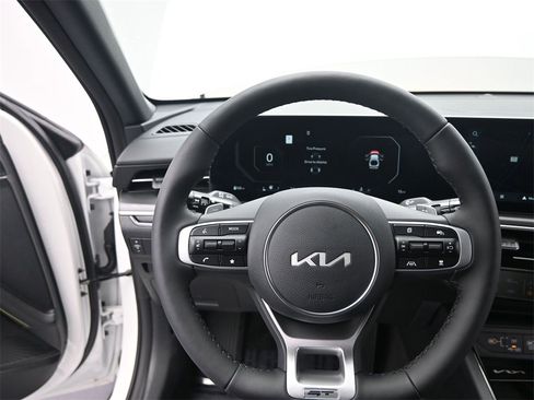 New 2026 Kia K5 GT image 30